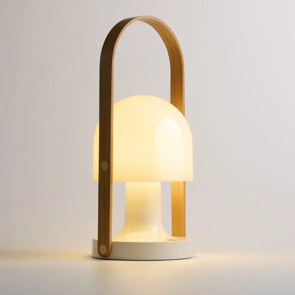 Follow Me Lamp<br>Marset