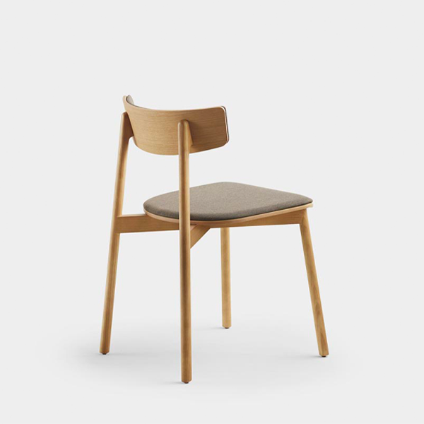 Kol Chair<br>Treku
